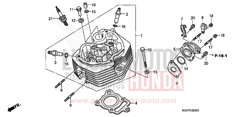 CYLINDER HEAD for CG125 TITAN ES FORCE SILVER METALLIC (NH411) from 2004